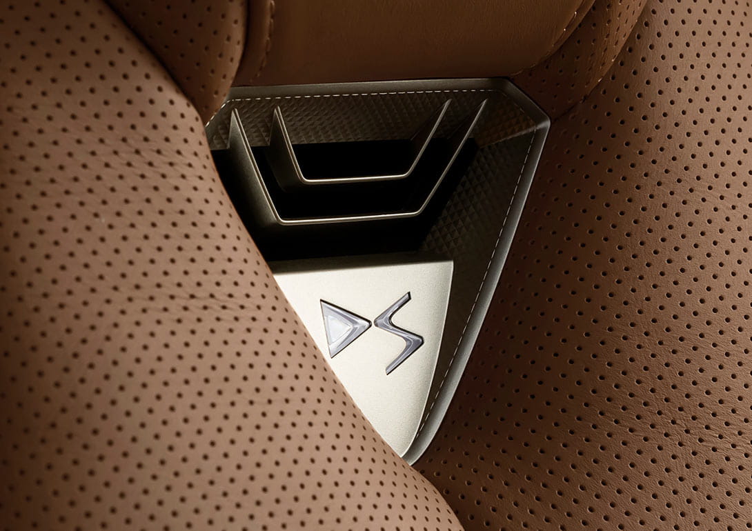 stellantis-insurance-ds-sellerie